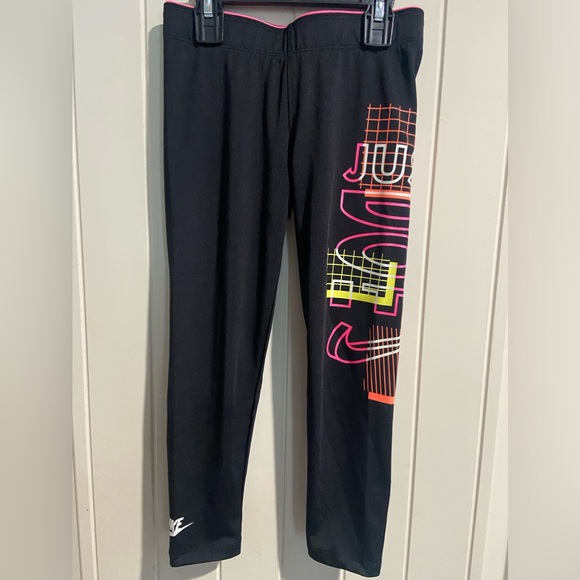 Nike girls create Leggings black Size 6 medium - Picture 2 of 3